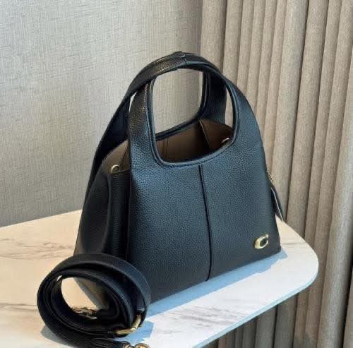 COACH Ladies' Bags – Timeless Elegance Meets Modern Style