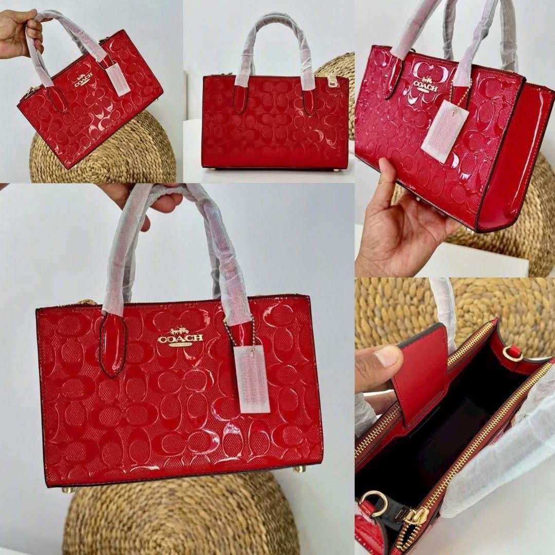 COACH Ladies' Bags – Timeless Elegance Meets Modern Style